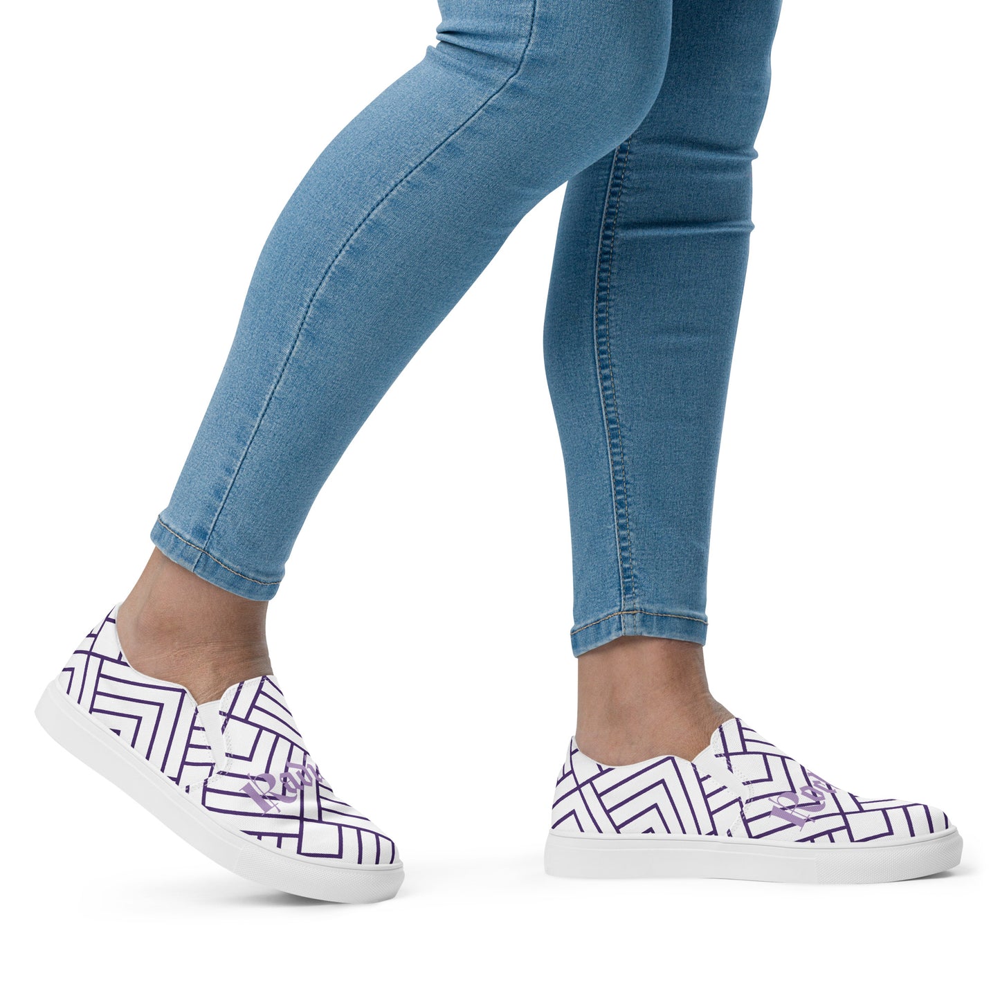 Brittany slip-on canvas kicks
